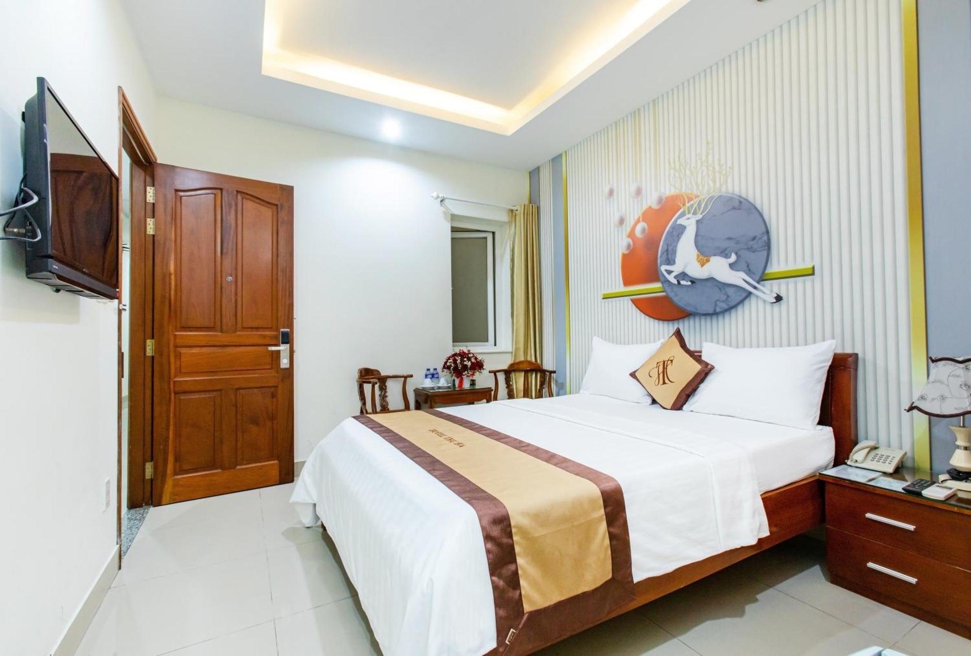 Thu Ha Airport - San Bay Tan Son Nhat Хошимін Екстер'єр фото